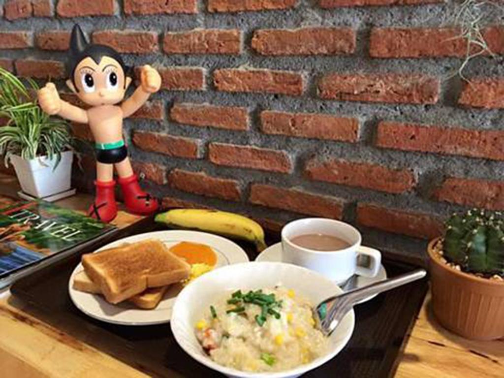 Warm White Hostel Bangkok Ngoại thất bức ảnh