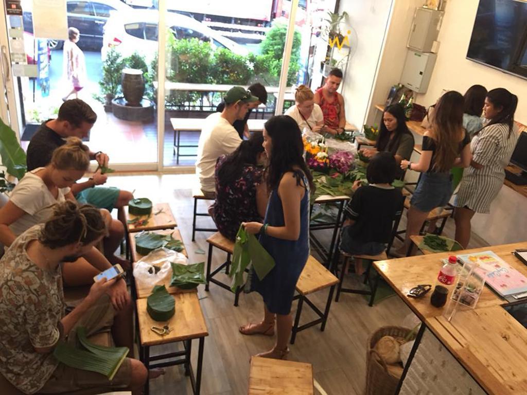 Warm White Hostel Bangkok Ngoại thất bức ảnh