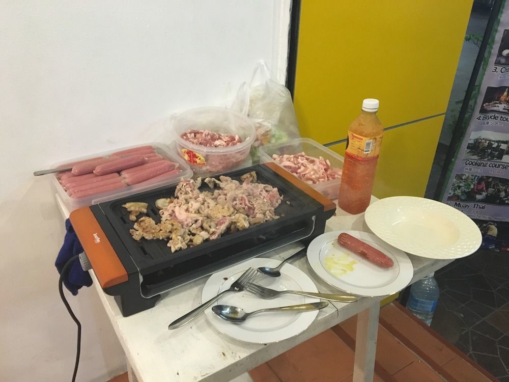 Warm White Hostel Bangkok Ngoại thất bức ảnh