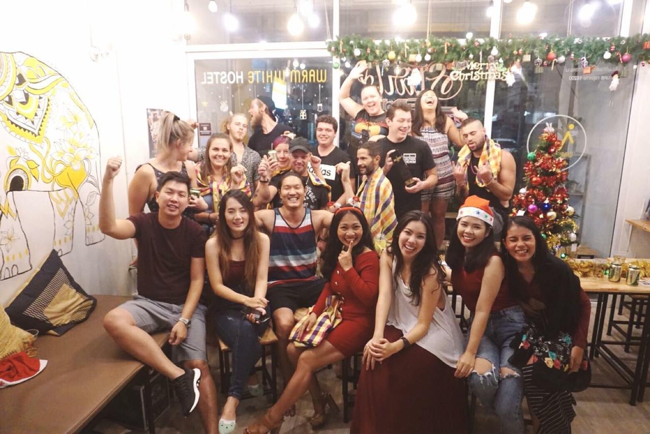 Warm White Hostel Bangkok Ngoại thất bức ảnh